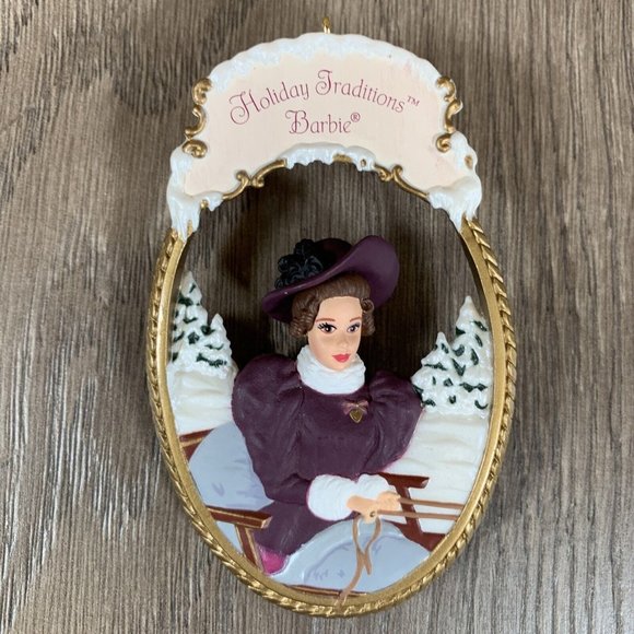 Hallmark Keepsake 1997 Holiday Traditions  Barbie Ornament Homecoming Collection - Picture 2 of 4